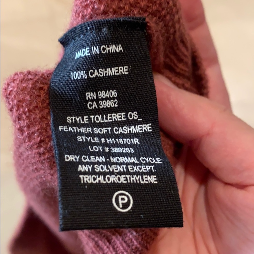 Theory  100% Cashmere Top - Picture 3 of 3